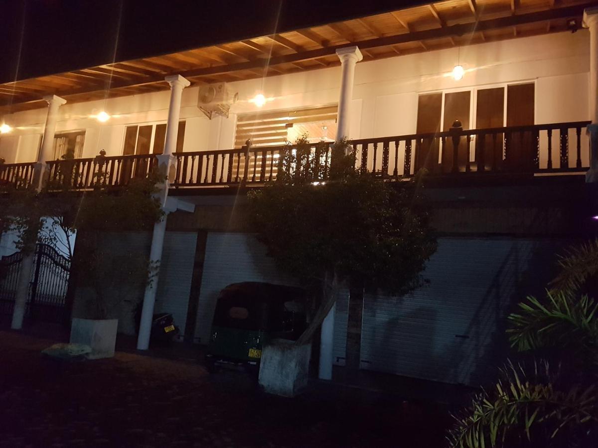 Gg Lodge Мирисса Экстерьер фото