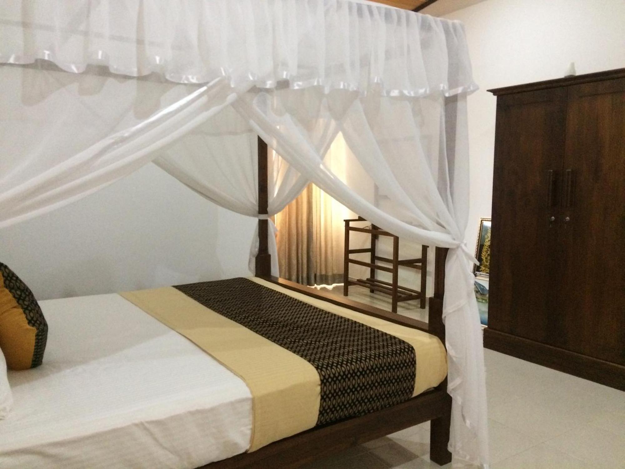 Gg Lodge Мирисса Экстерьер фото